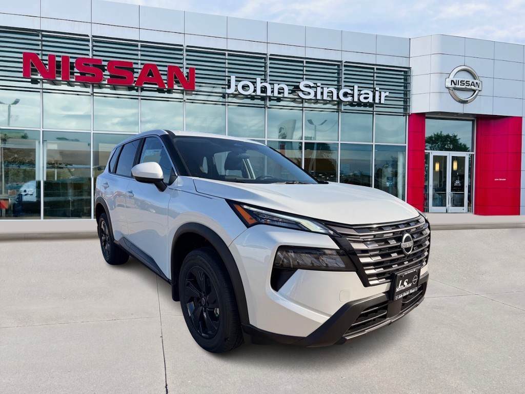 2026 Nissan Rogue SV's photo