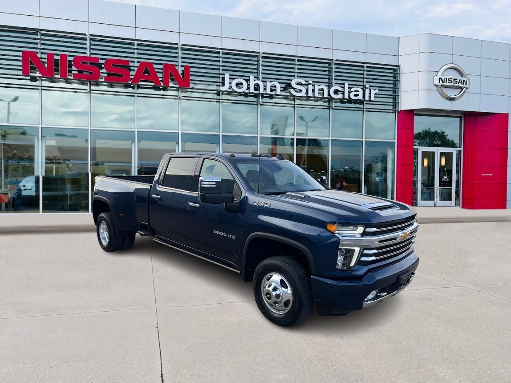 2022 Chevrolet Silverado HD High Country's photo