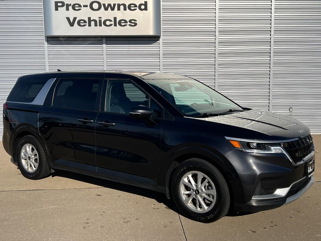 2024 Kia Carnival LX Seat Pkg's photo