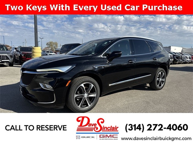 2022 Buick Enclave Essence's photo