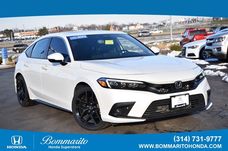 2022 Honda Civic Hatchback Sport Touring's photo