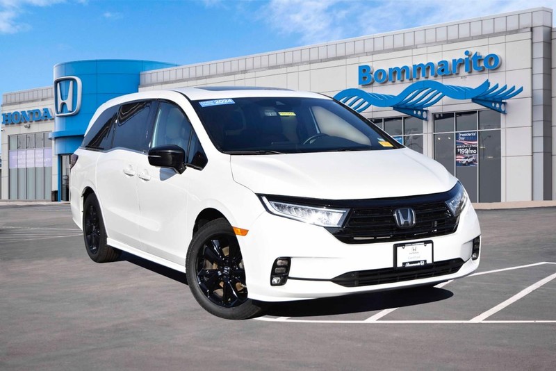 2024 Honda Odyssey SPORT's photo