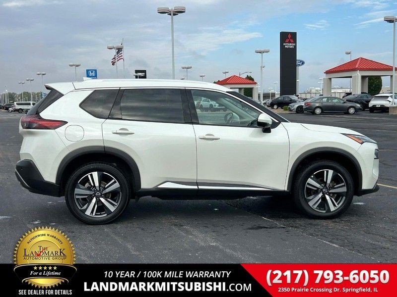 2023 Nissan Rogue SL's photo