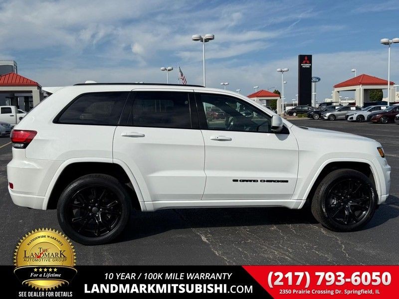 2022 Jeep Grand Cherokee WK Laredo X's photo