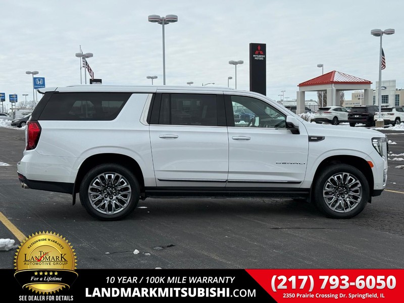 2023 GMC Yukon XL Denali Ultimate's photo