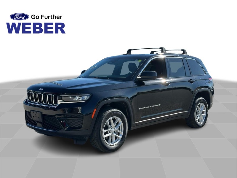 2024 Jeep Grand Cherokee Laredo's photo
