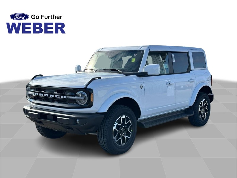 2025 Ford Bronco 4-Door Outer Banks's photo