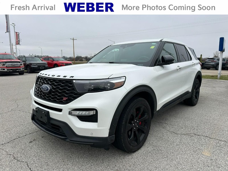 2021 Ford Explorer ST's photo