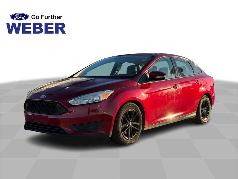 2016 Ford Focus SE's photo