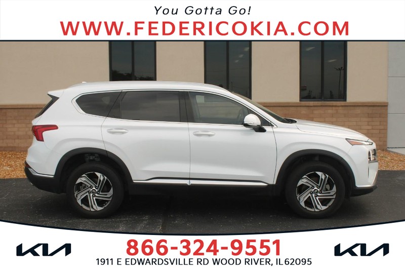 2022 Hyundai Santa Fe SEL's photo