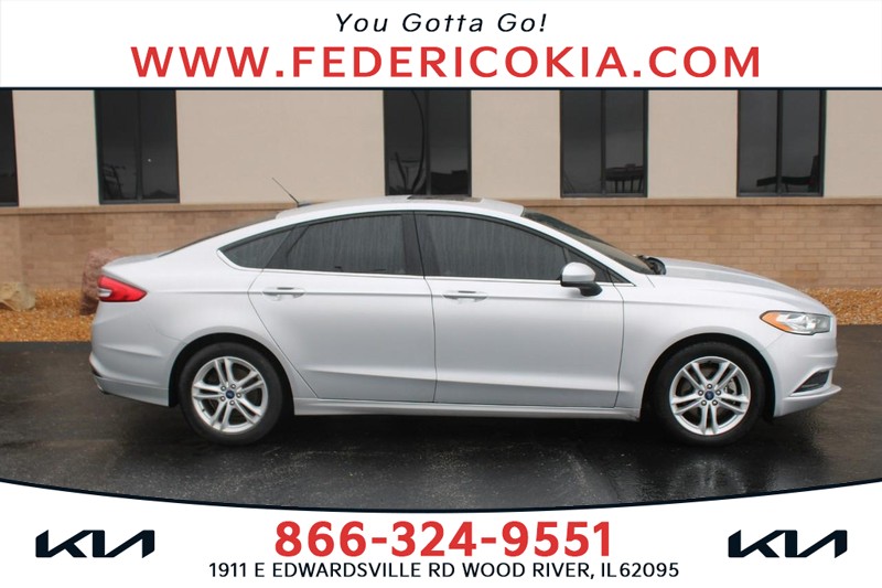 2018 Ford Fusion SE's photo