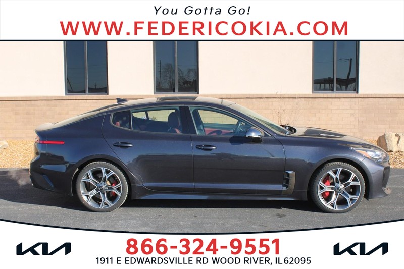 2018 Kia Stinger GT2's photo