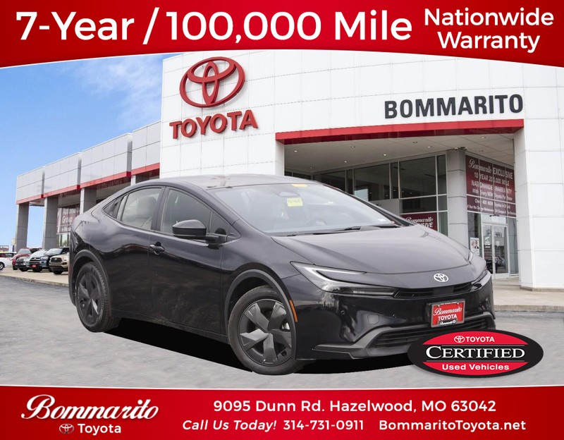 2025 Toyota Prius XLE's photo