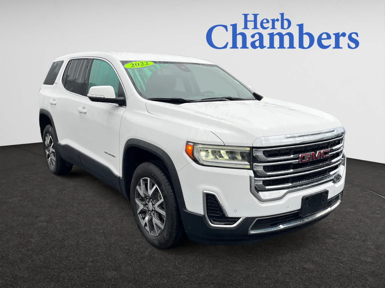 2022 GMC Acadia SLE's photo