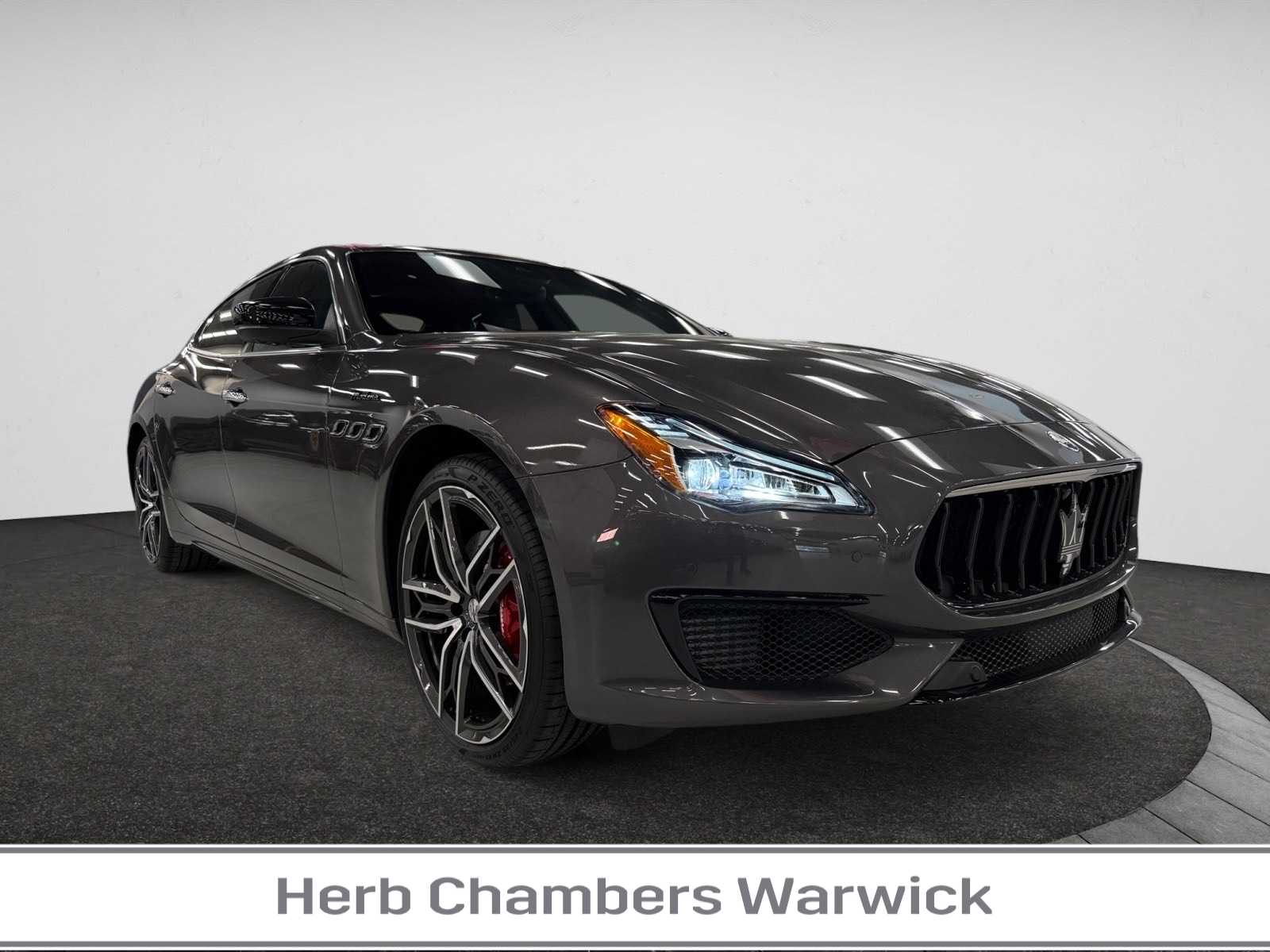 2024 Maserati Quattroporte Modena Ultima's photo