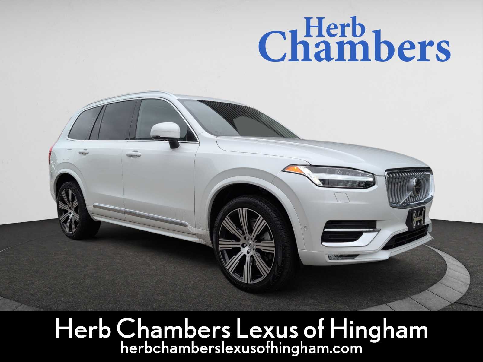 2024 Volvo XC90 Ultimate's photo