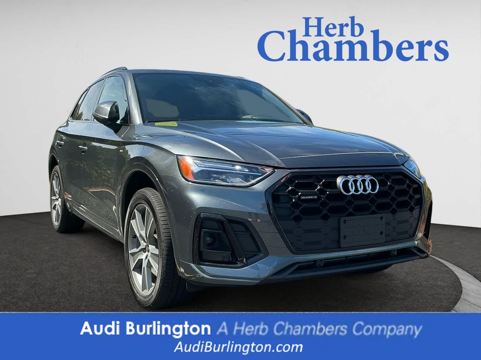 2025 Audi Q5 Premium's photo