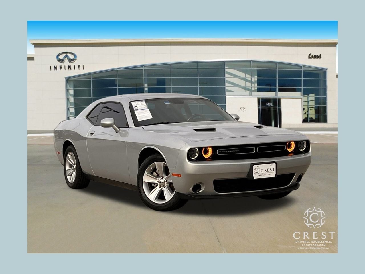 2023 Dodge Challenger SXT's photo