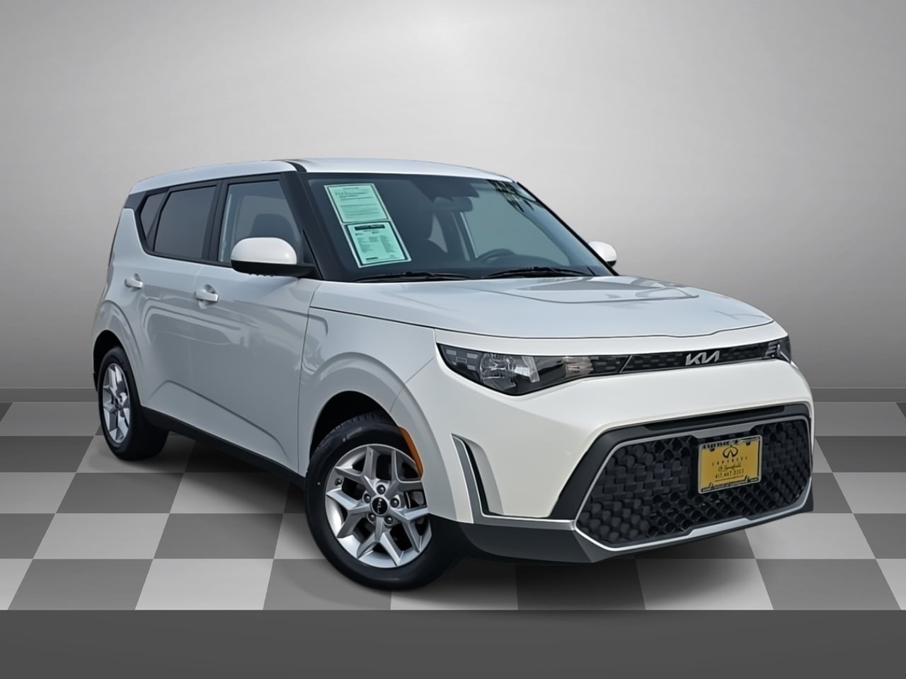 2024 Kia Soul LX's photo