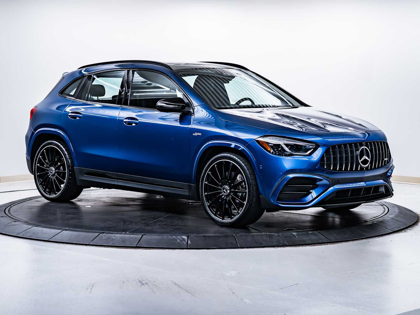 2024 Mercedes-Benz GLA GLA35 AMG's photo